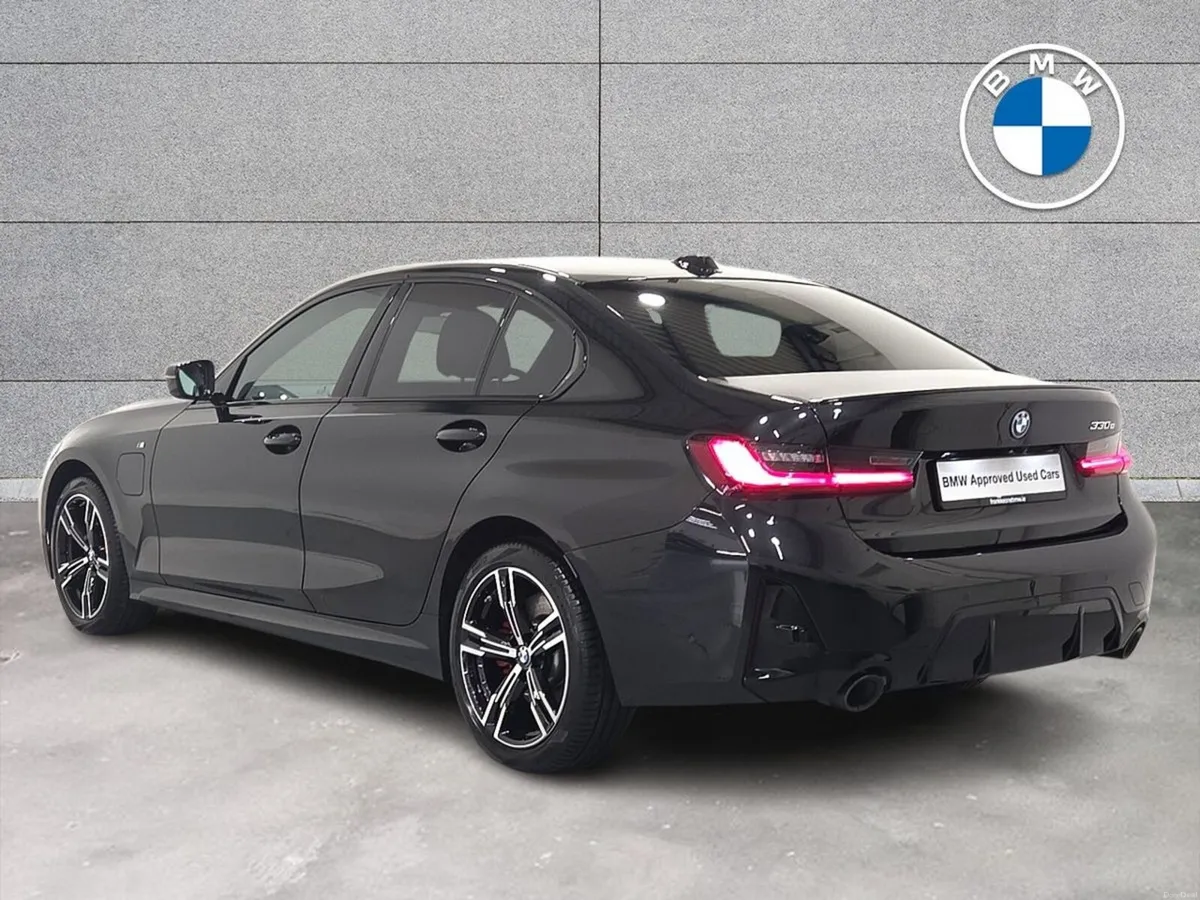 BMW 3-Series 330e M Sport Saloon - Image 2