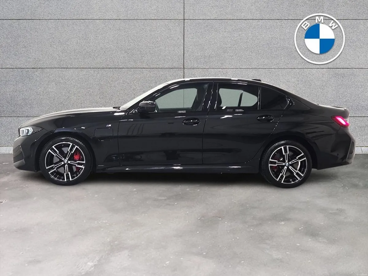BMW 3-Series 330e M Sport Saloon - Image 3