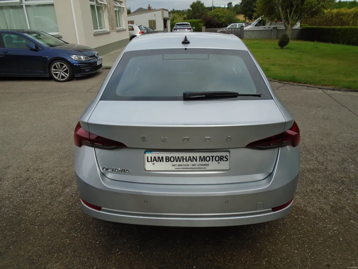 Skoda Octavia 2023,camera,fogs,parking sensors,1.6 - Image 5
