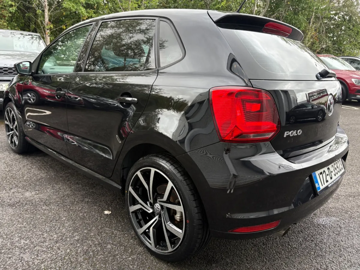 Volkswagen Polo 1.2 PETROL CL AUTO - Image 5