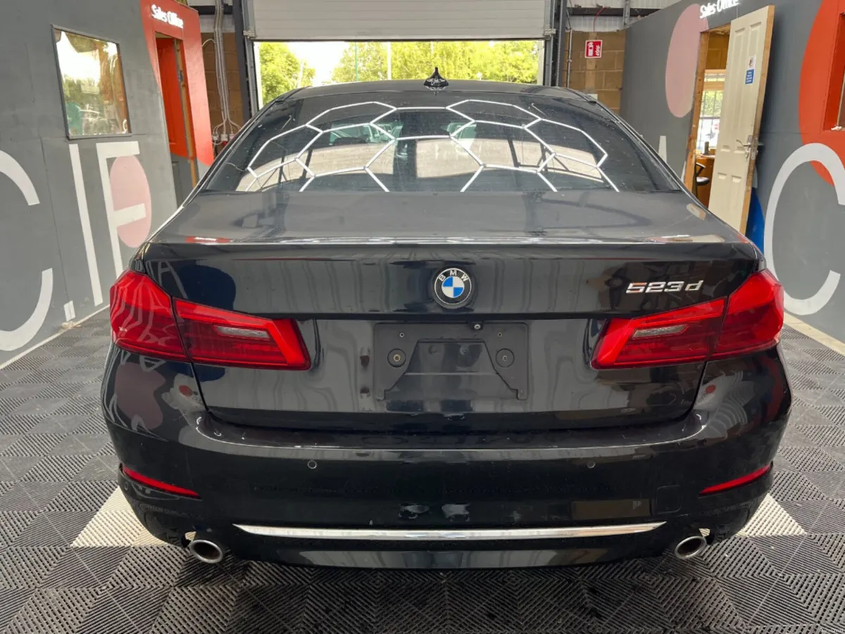 BMW 5-Series 2017 BMW 5 SERIES 4D 523D LUXURY AUTO - Image 4