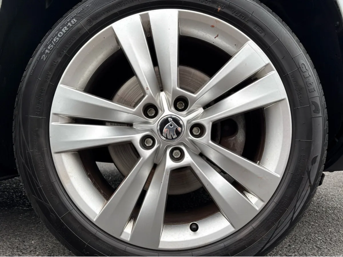 Skoda Karoq STYLE 1.0 TSI 116HP 5DR - Image 6