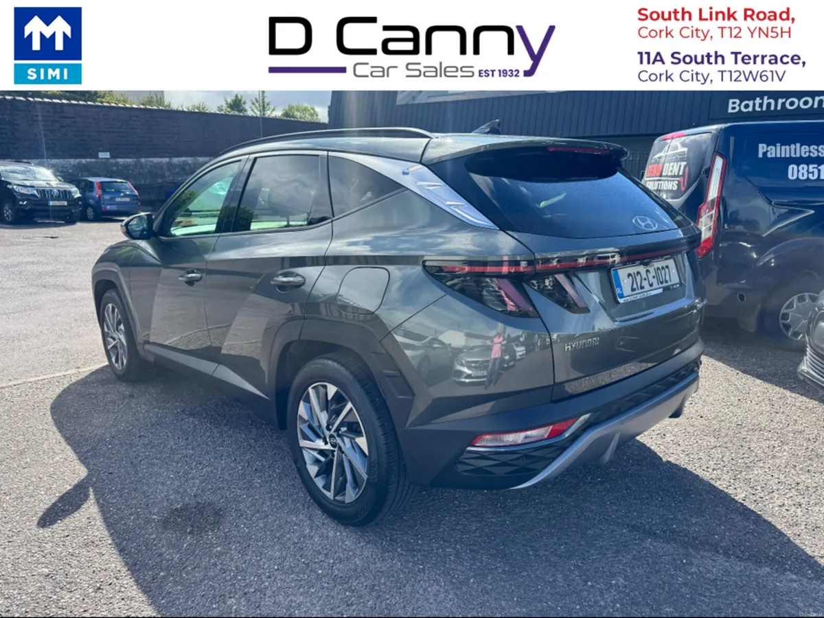 Hyundai Tucson EXECUTIVE PLUS 5DR DIESEL - Image 5
