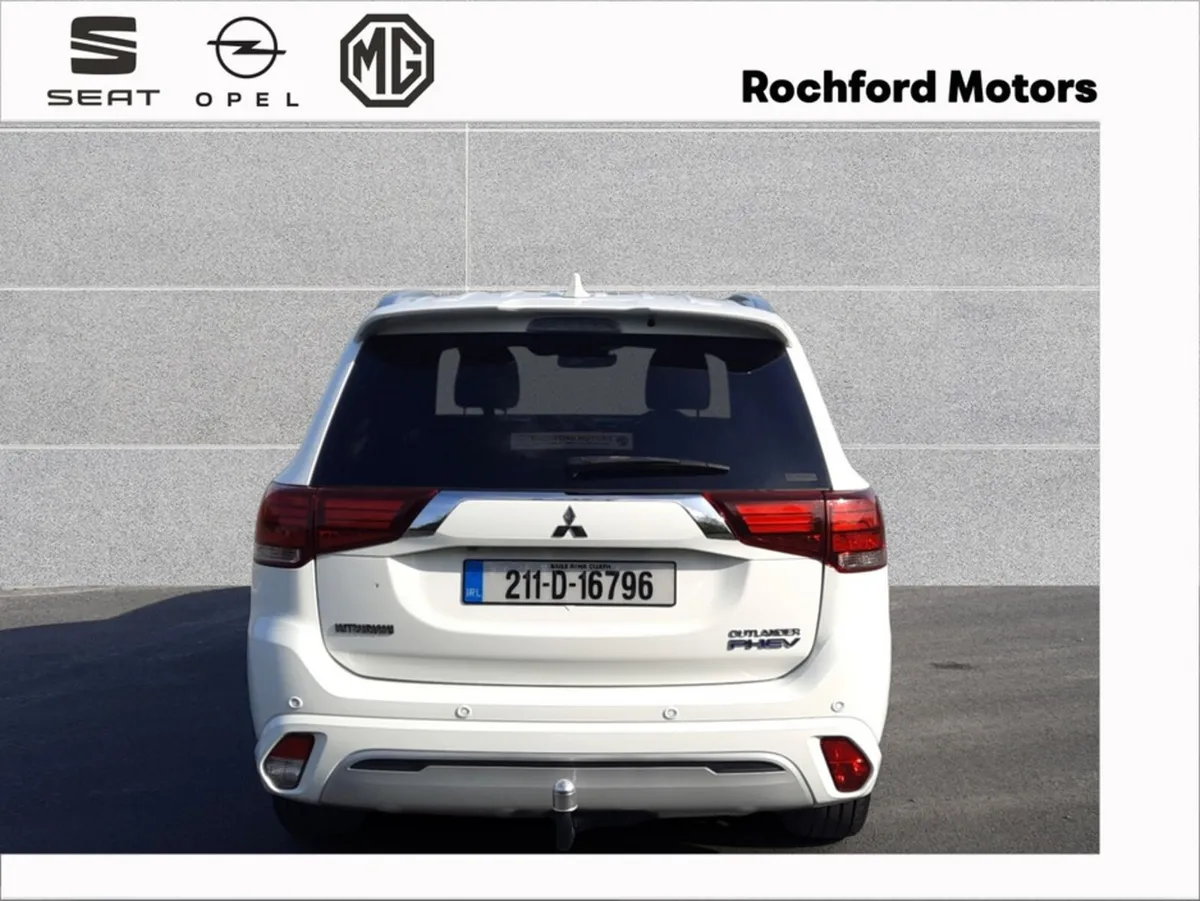 Mitsubishi Outlander OUTL PHEV INSTYLE 4DR A AUTO - Image 5