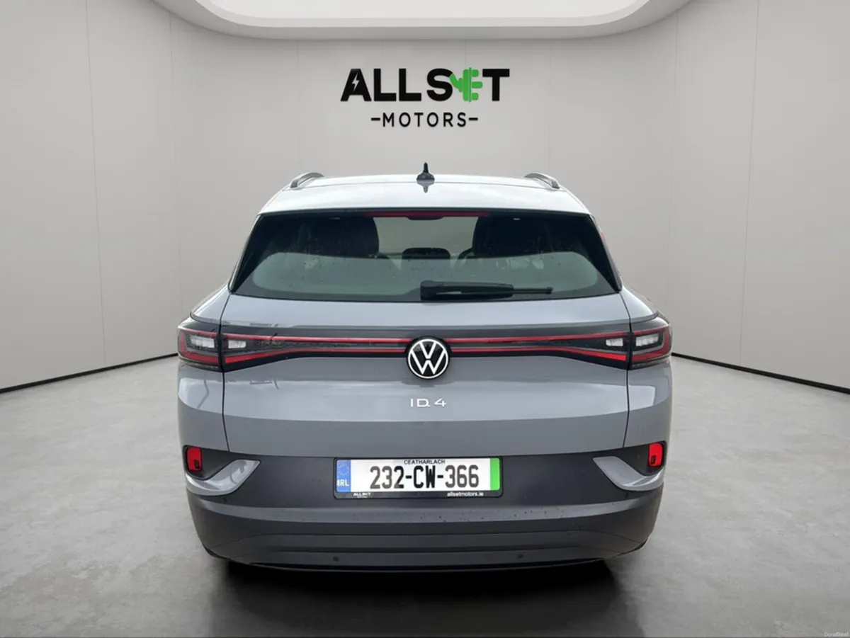 Volkswagen ID.4 LIFE 77KWH 174BHP PRO - Image 3