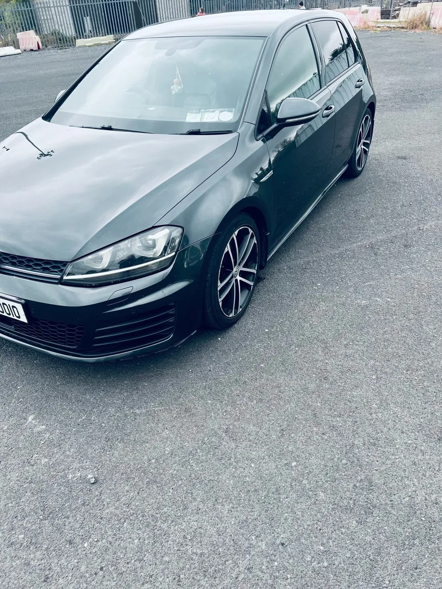 Car - Image 4