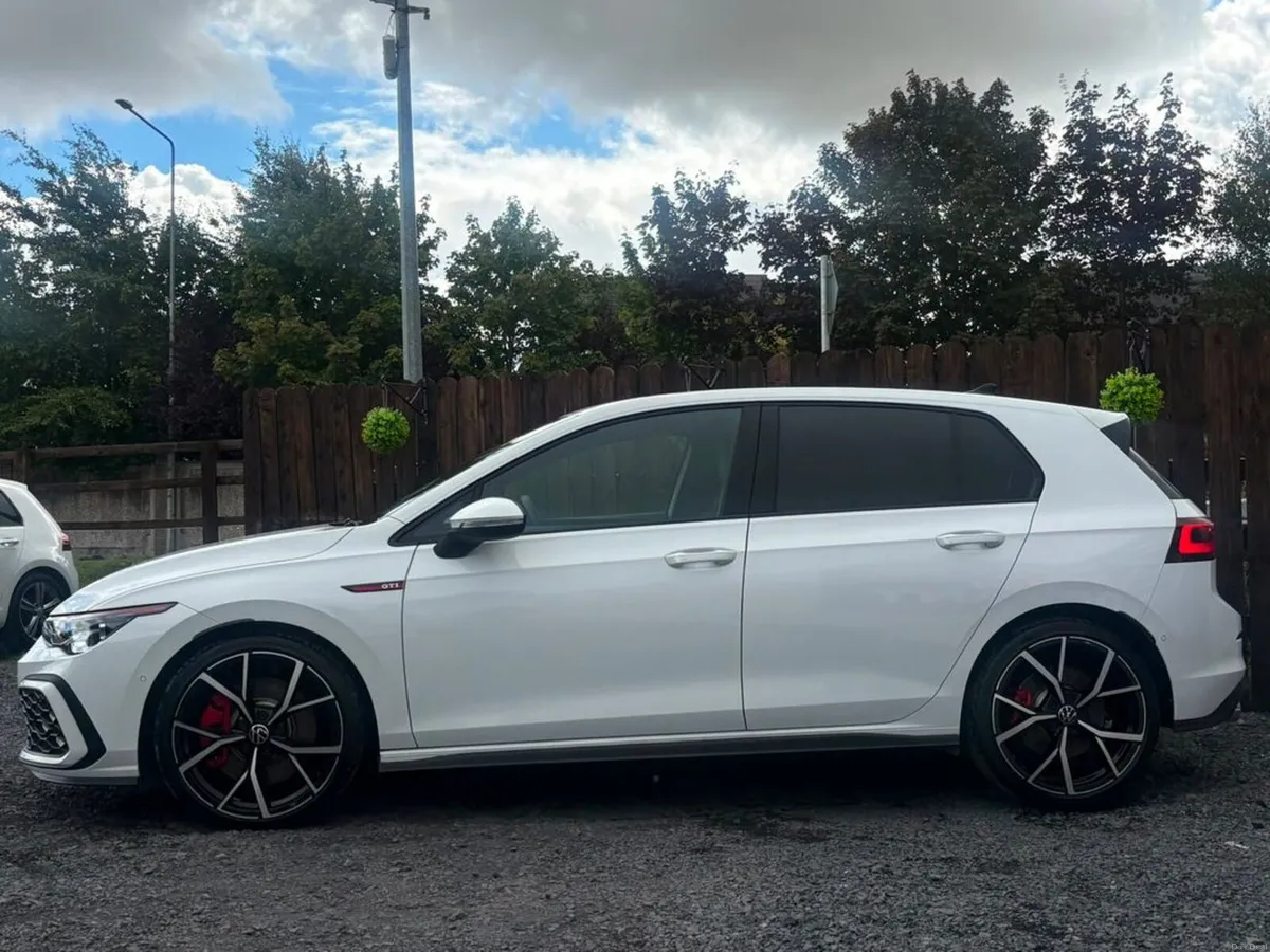 Volkswagen Golf MK8 GTI - ONLY 32K KMS! - Image 4