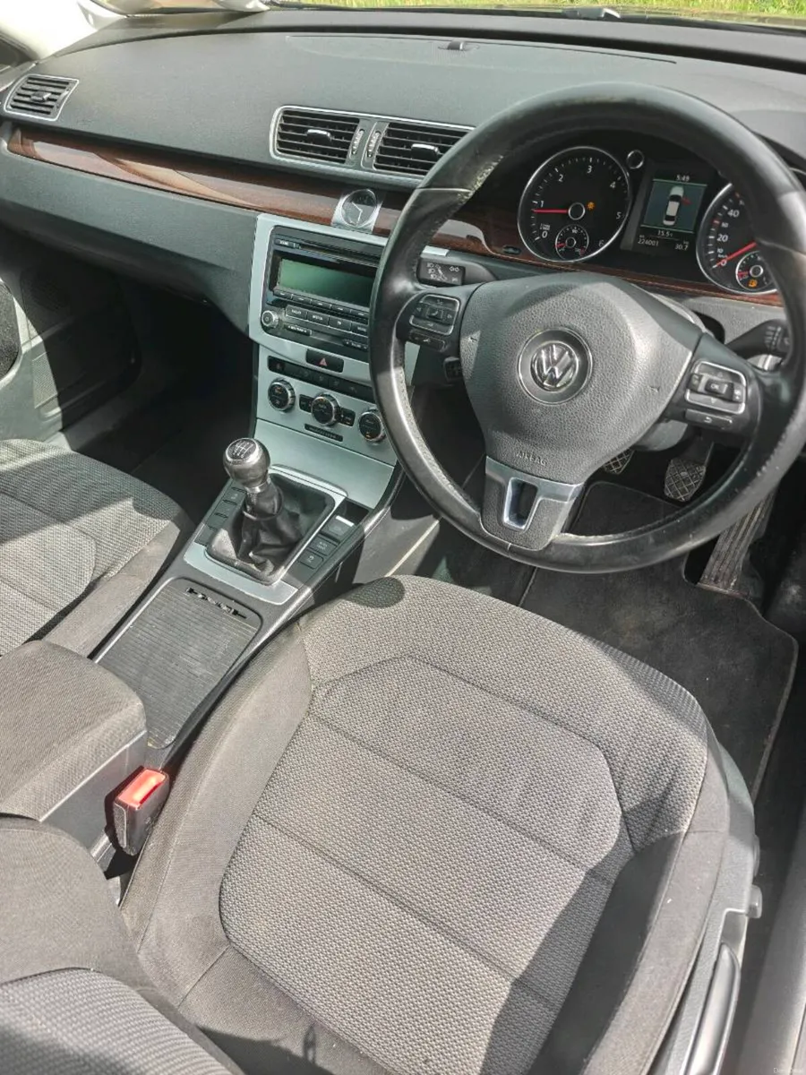 Volkswagen Passat Comfortline 1.6TDI - Image 2