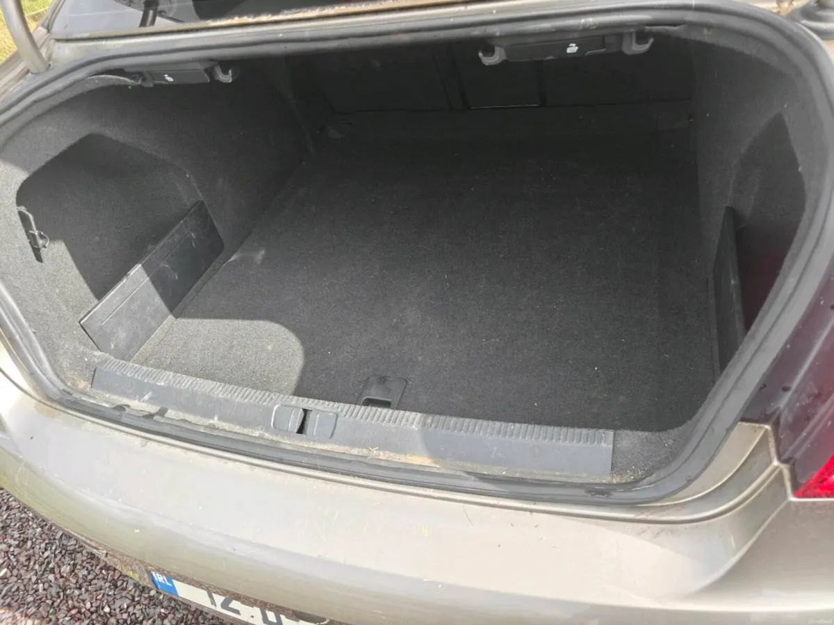 Volkswagen Passat Comfortline 1.6TDI - Image 4