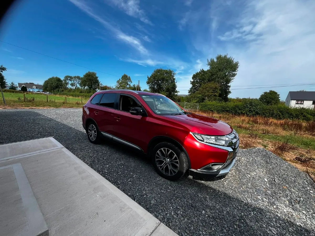Mitsubishi Outlander 2016 - Image 3