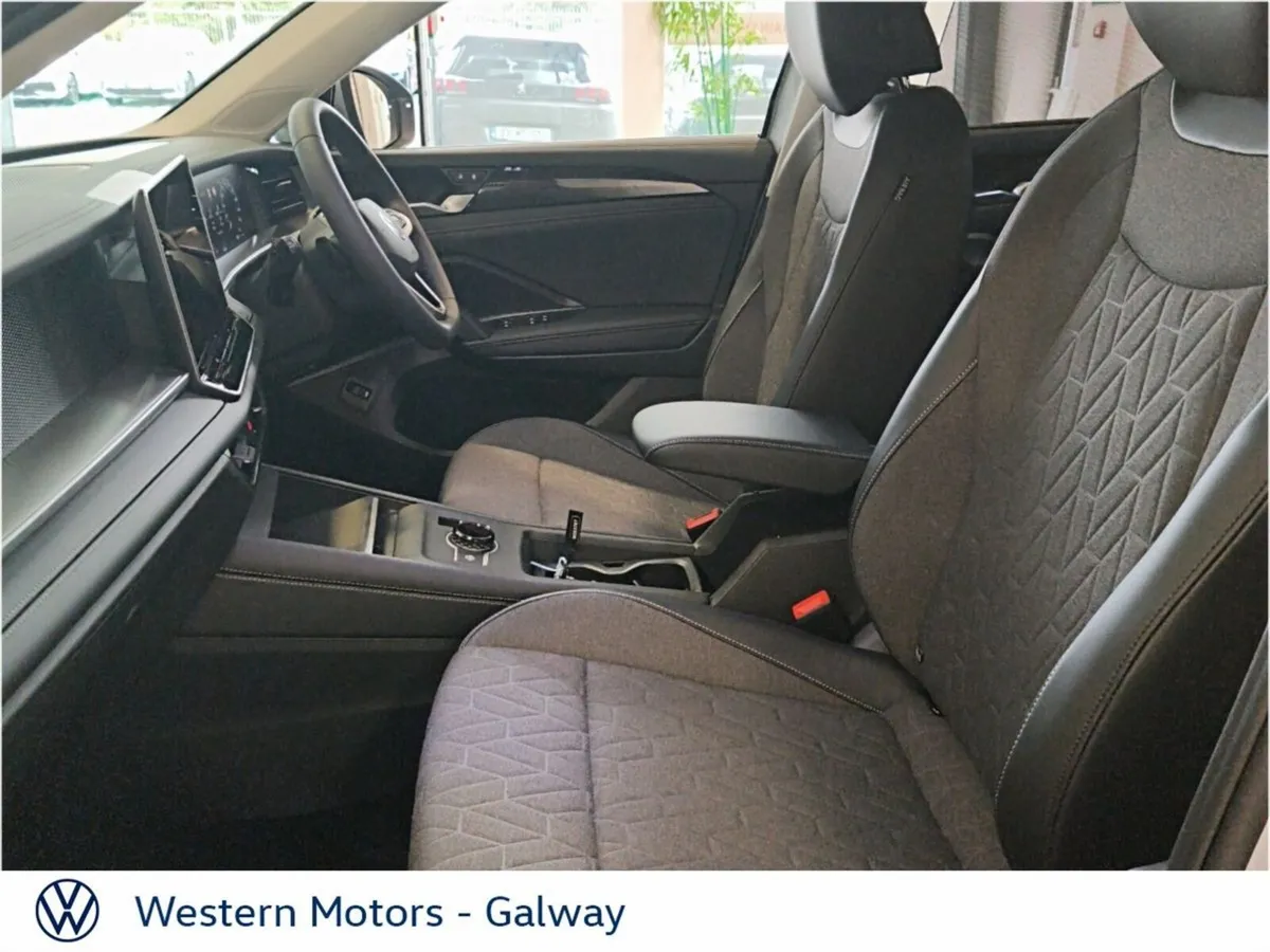 Volkswagen Tayron **Save €1000's vs New** Edition - Image 4