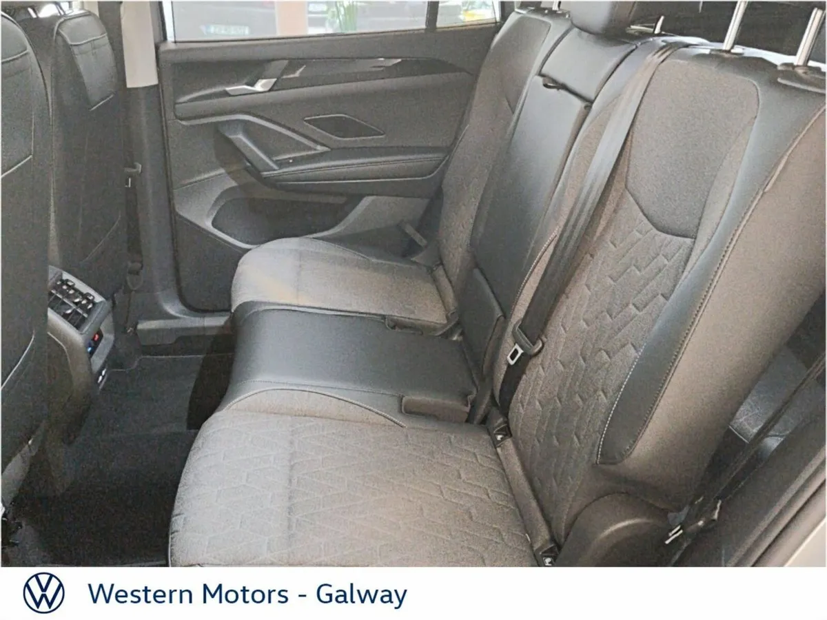 Volkswagen Tayron **Save €1000's vs New** Edition - Image 6