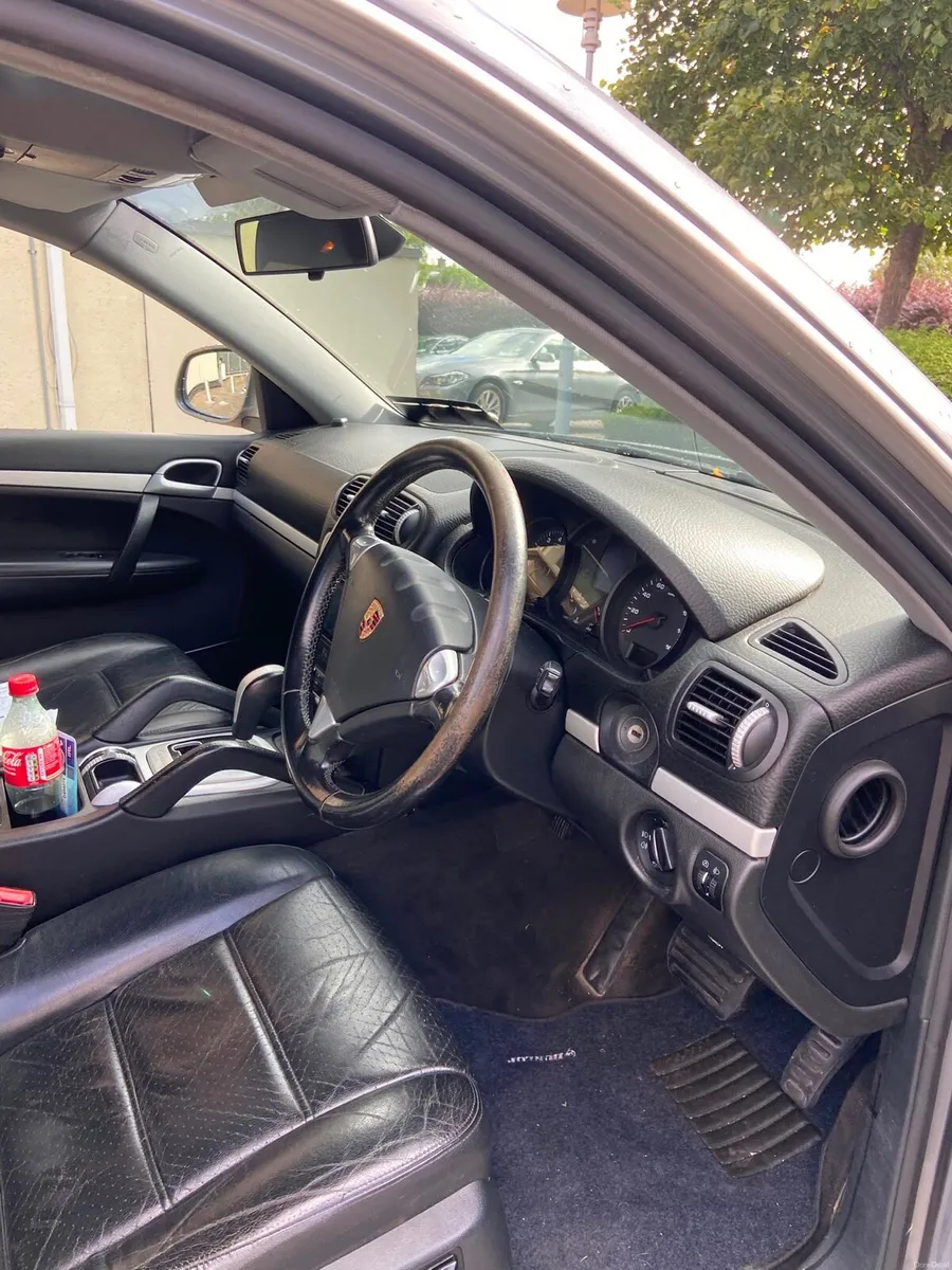 Porsche Cayenne - Image 6