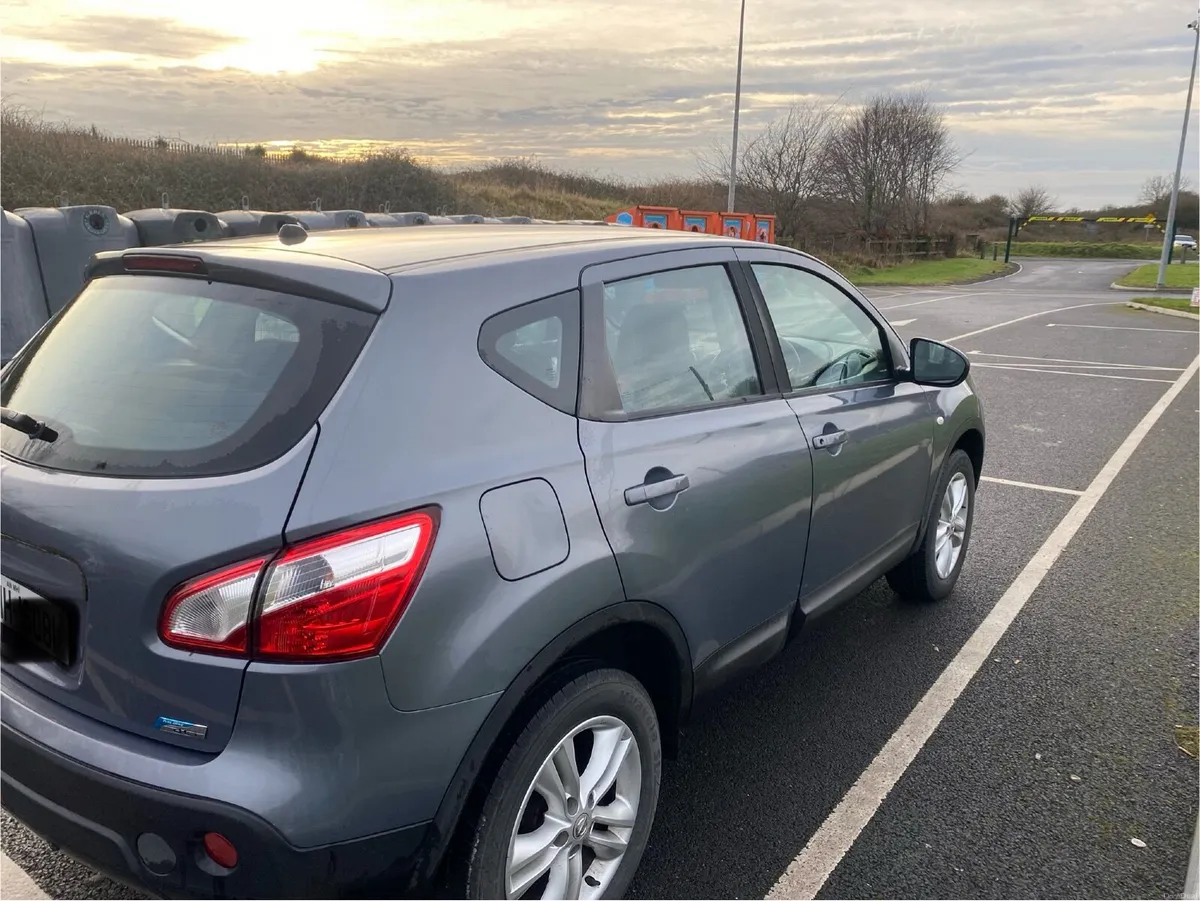 Nissan Qashqai 2010 - Image 2