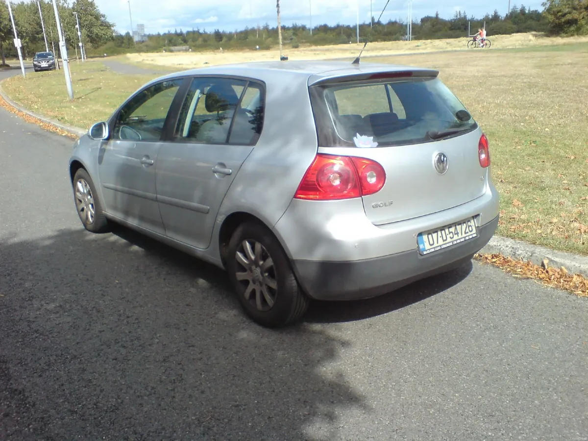 Volkswagen Golf 2007 - Image 2