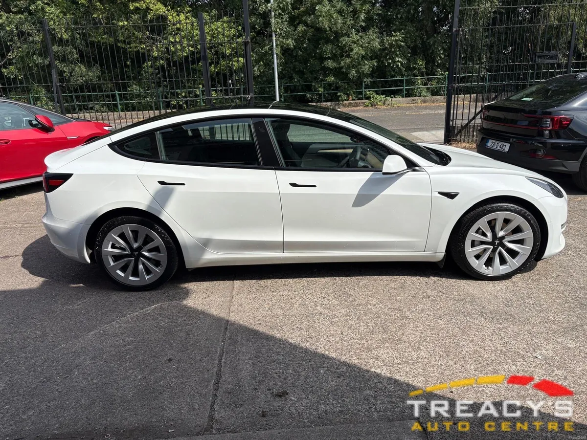 Tesla Model 3 DUALMOTOR LONG RANGE AUTO PANORAMIC - Image 2