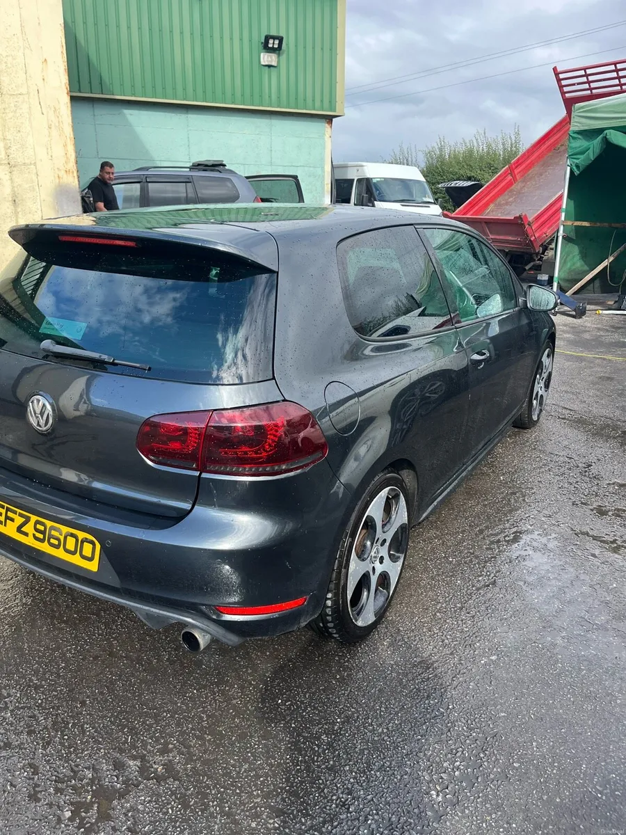 Car - Image 4