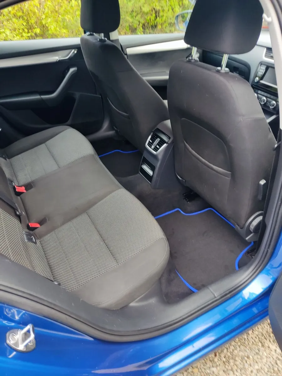 Skoda Octavia 2016 - Image 5
