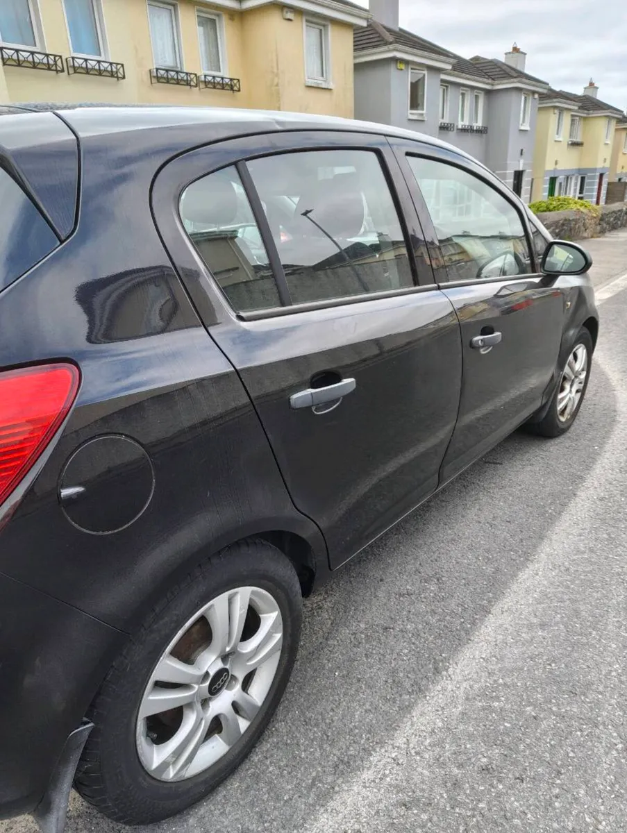 2009 Vauxhall Corsa - Image 3