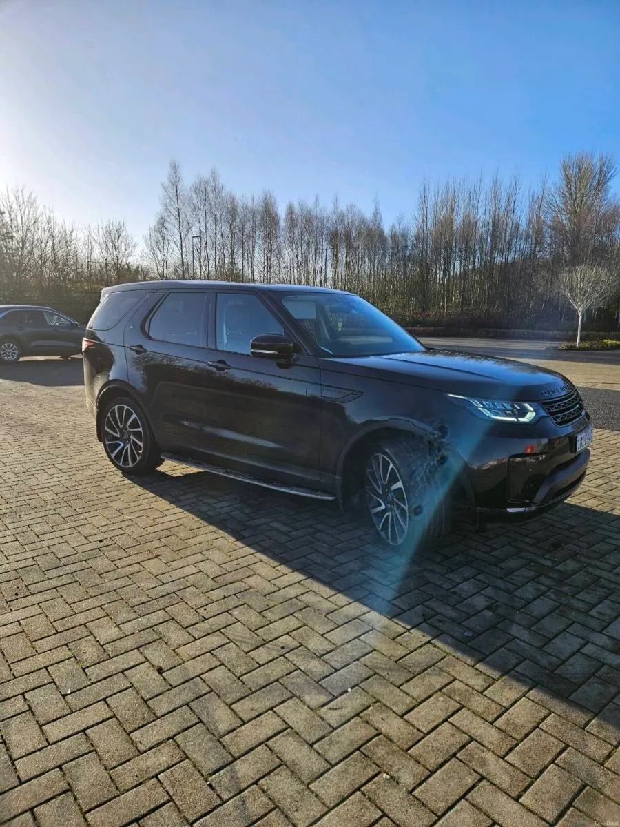 Landrover Discovery 7 seater - Image 1