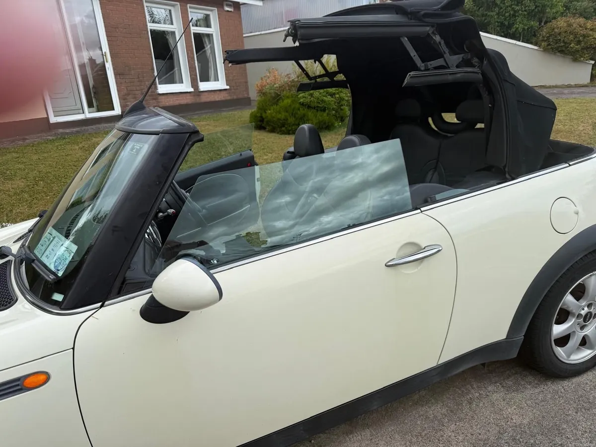 2007 MINI COOPER CONVERTIBLE – ONLY 57,000 KM - Image 1
