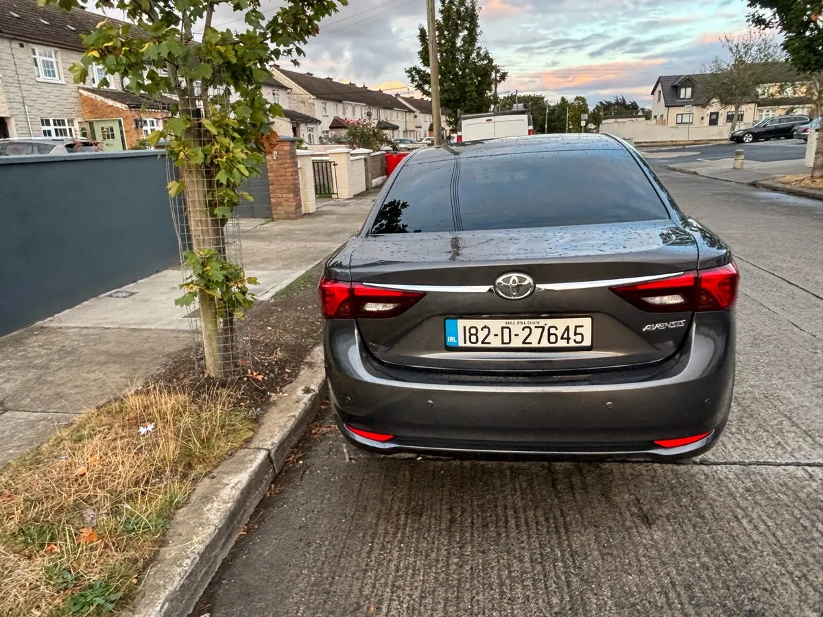 2018 Toyota avensis - Image 4