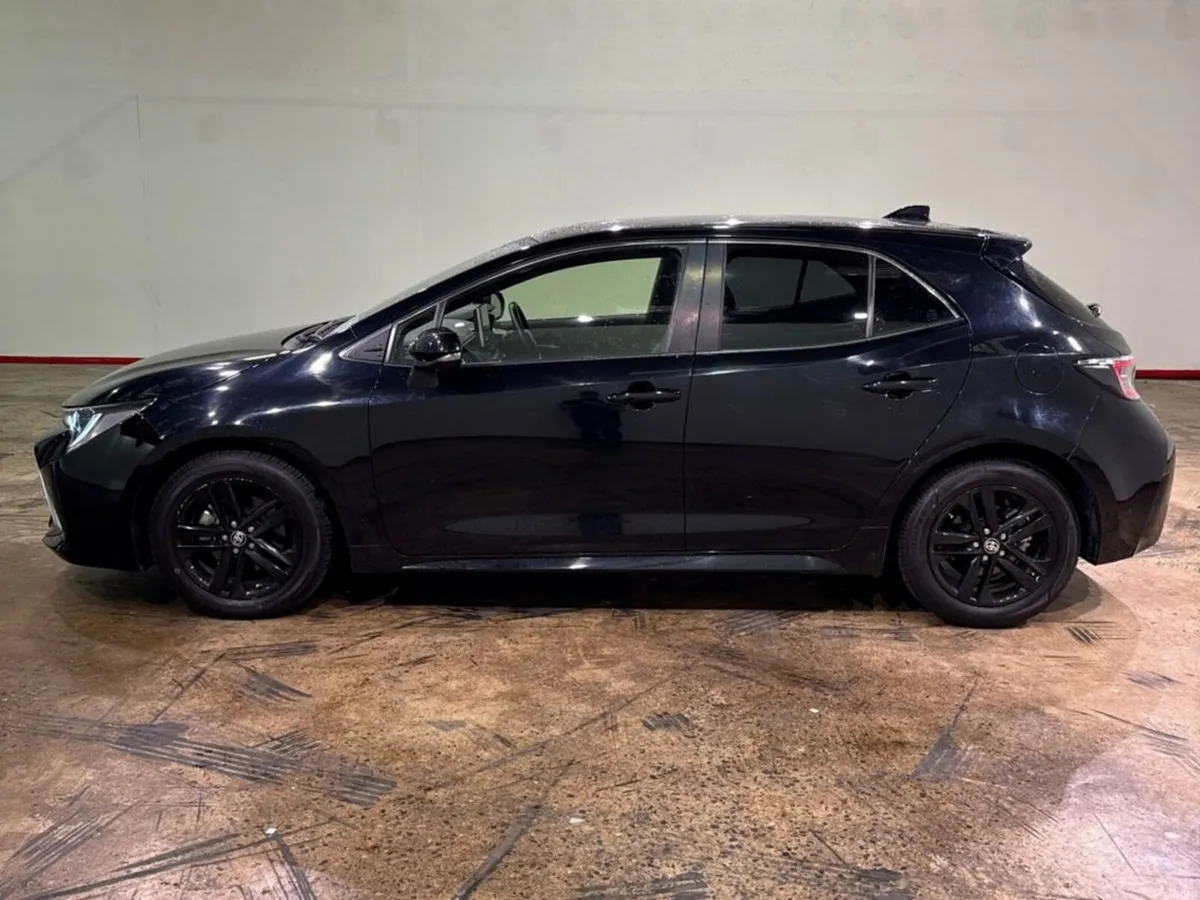 Toyota Corolla 1.8 HYBRID AUTOMATIC - UPGRADED FAC - Image 6