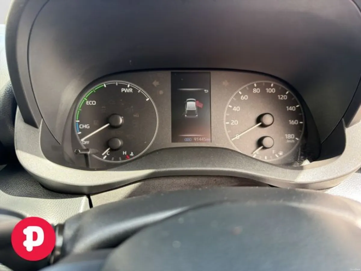 Toyota Yaris Hybrid X Auto - Straight Sale Discoun - Image 4