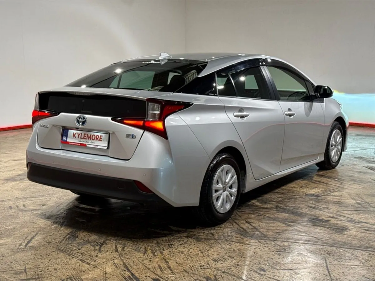 Toyota Prius 1.8 HYBRID AUTOMATIC - CRUISE CONTROL - Image 3