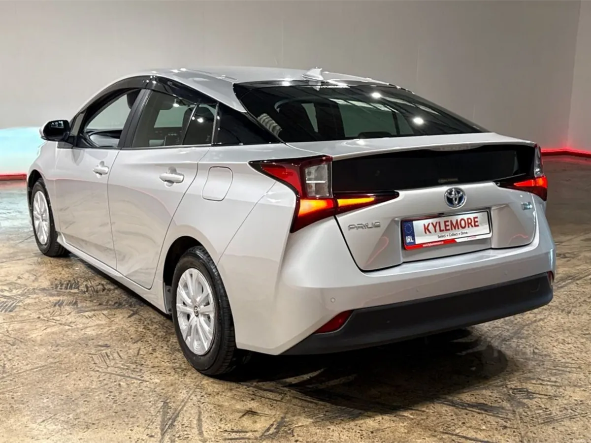 Toyota Prius 1.8 HYBRID AUTOMATIC - CRUISE CONTROL - Image 5