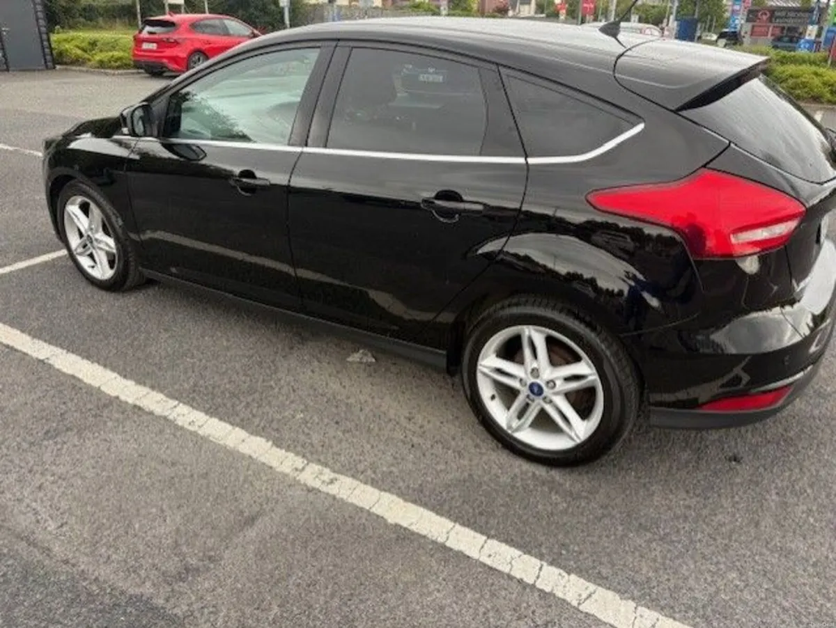 2016 Ford Focus 1.0 EcoBoost Titanium Low Mileage - Image 3