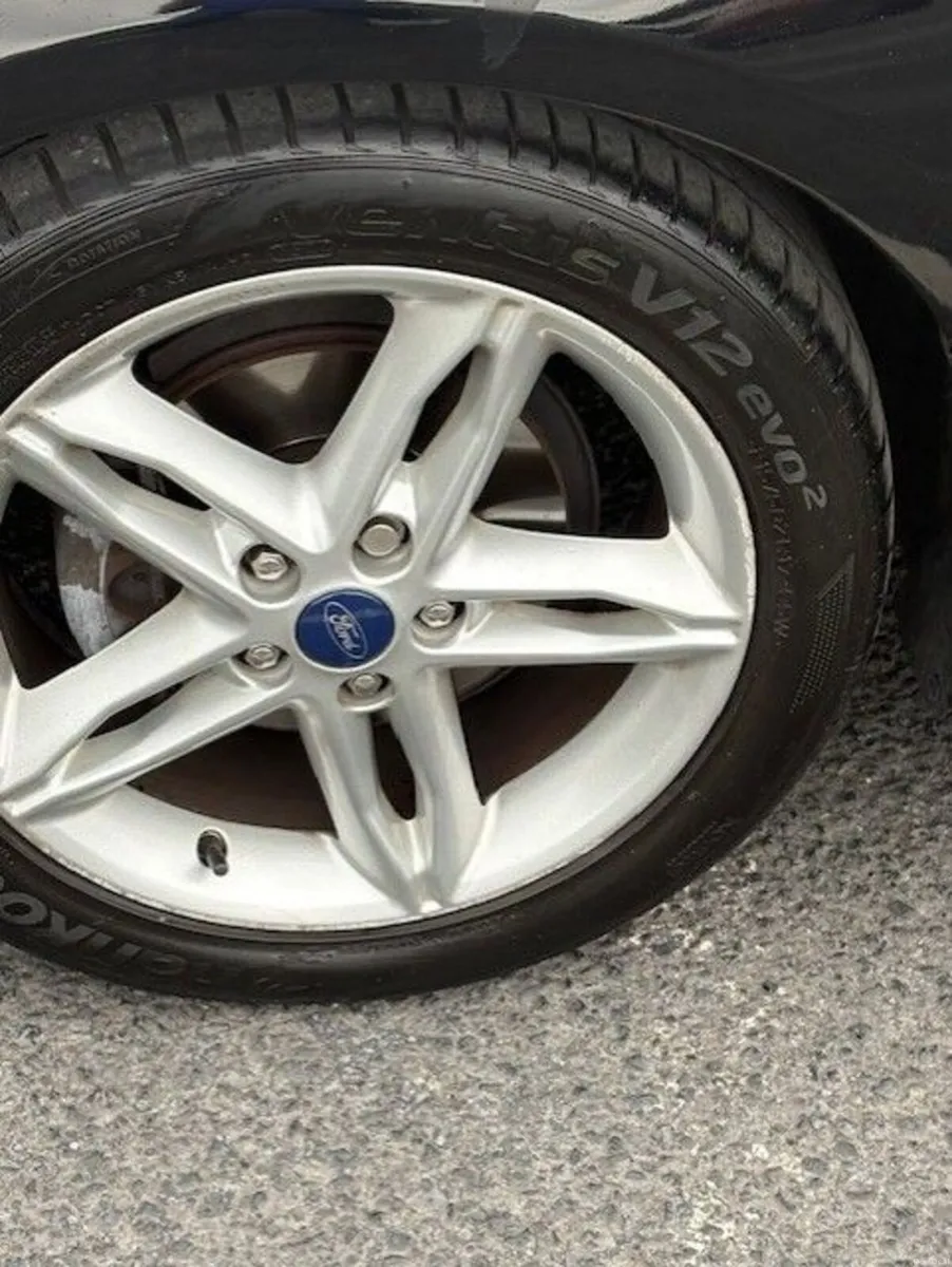 2016 Ford Focus 1.0 EcoBoost Titanium Low Mileage - Image 5