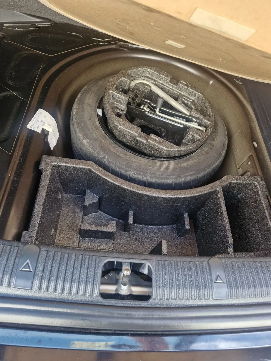 Skoda Fabia 2011 - Image 4