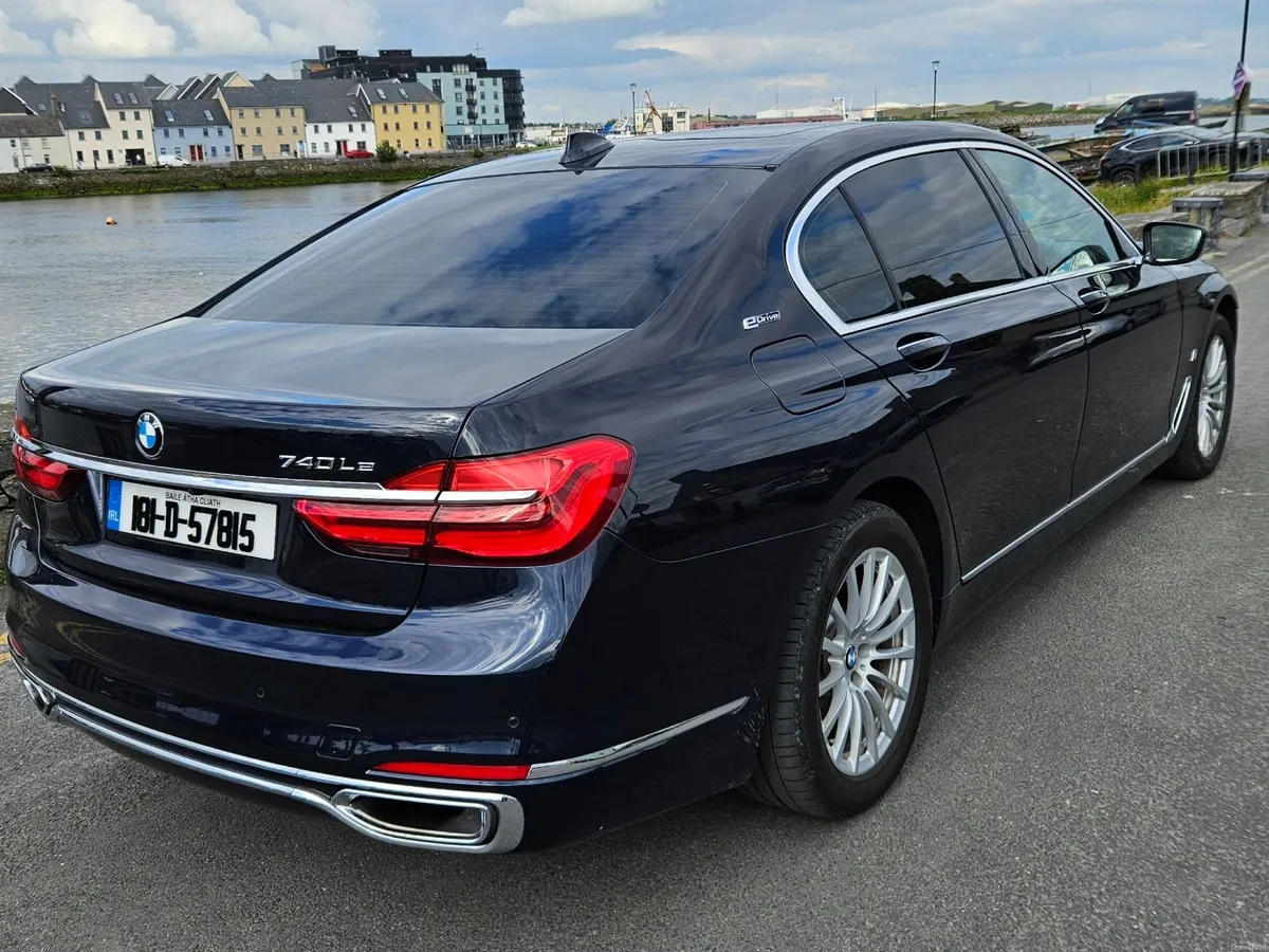 BMW 740LE Xdrive - Image 2