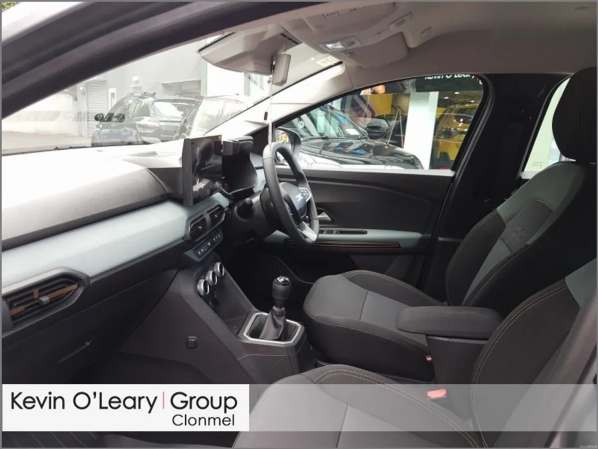 Dacia Sandero Stepway STEPWAY Extreme TCe 110 E06X - Image 4