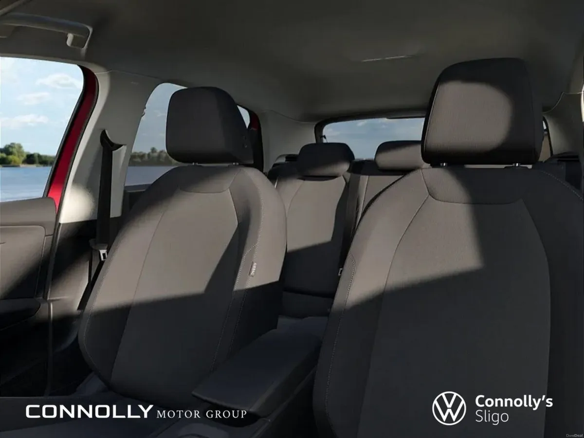 Volkswagen Polo ID. POLO LIFE 52KWH 211HP **ALL NE - Image 5