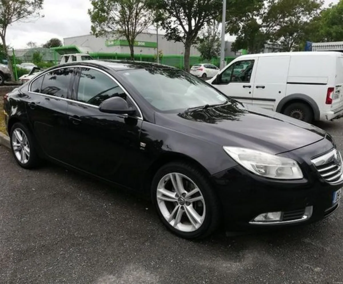 Vauxhall Insignia 2009 - JUST PASSED NCT 10/2027 - Image 1