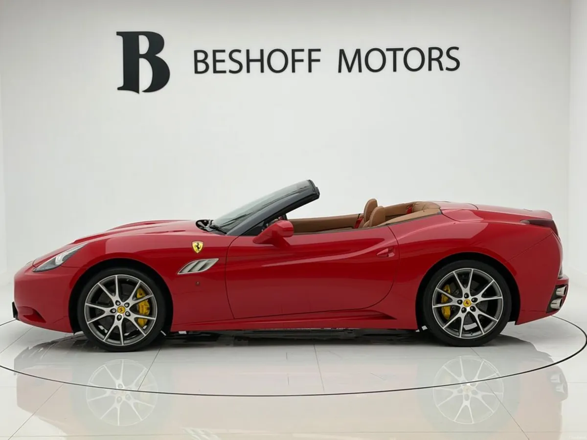 Ferrari California 4.3 V8 CABRIOLET=HUGE SPEC//TAN - Image 2