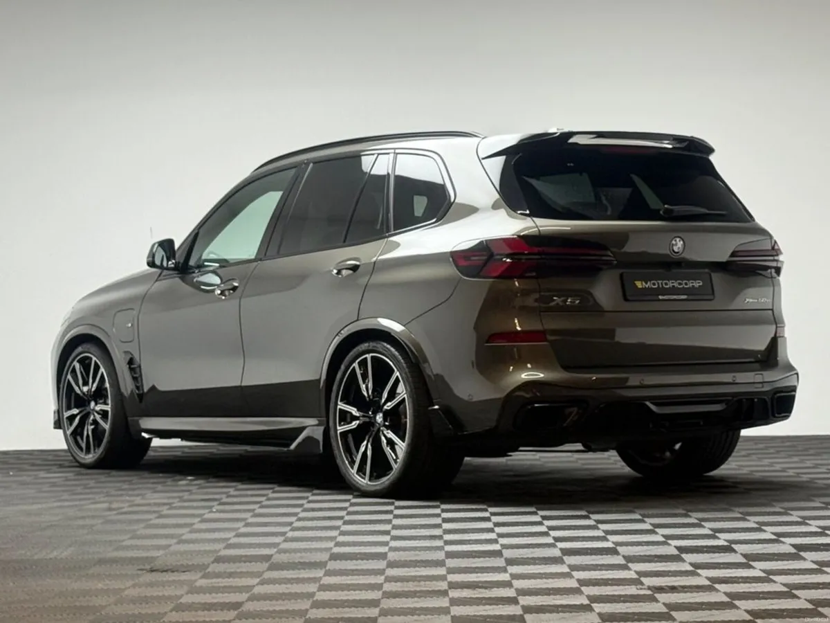 BMW X5 50E M SPORT PRO *PAN ROOF* - Image 5