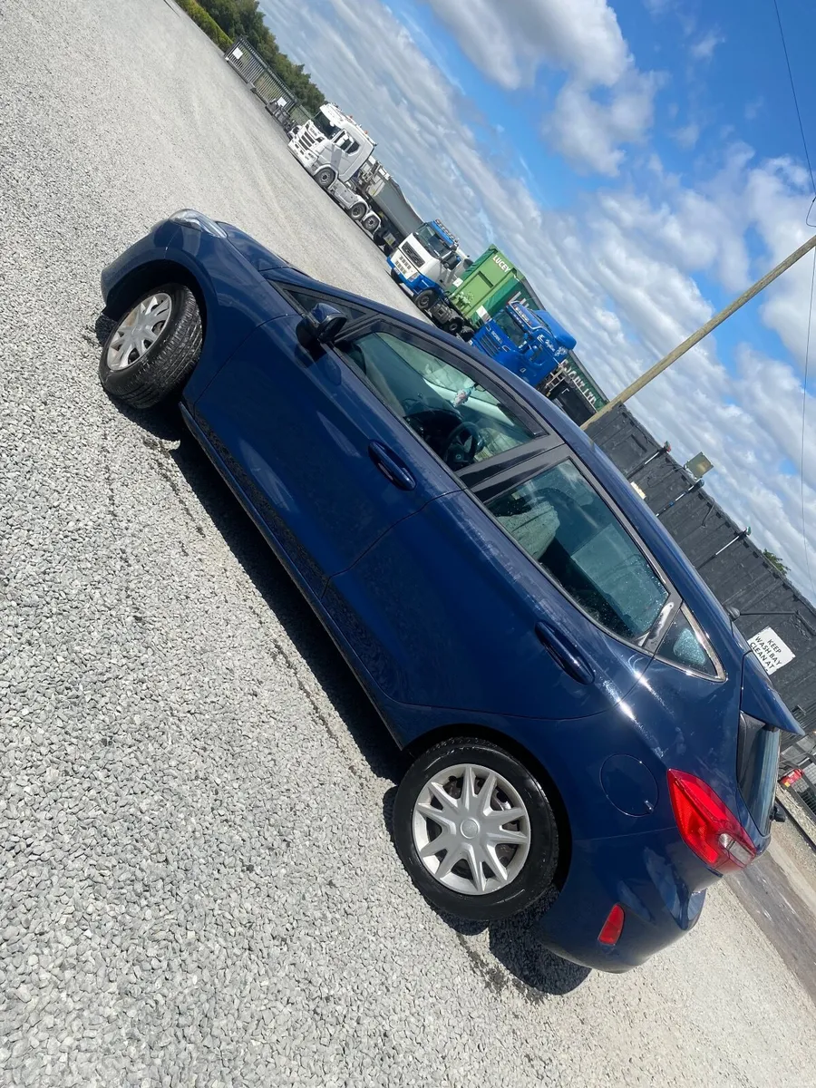 Ford Fiesta 2018 - Image 5