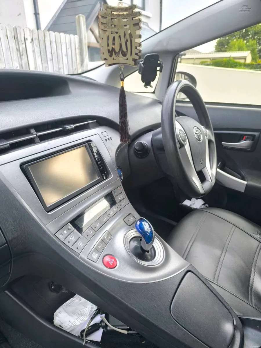 Toyota prius 2016 - Image 4