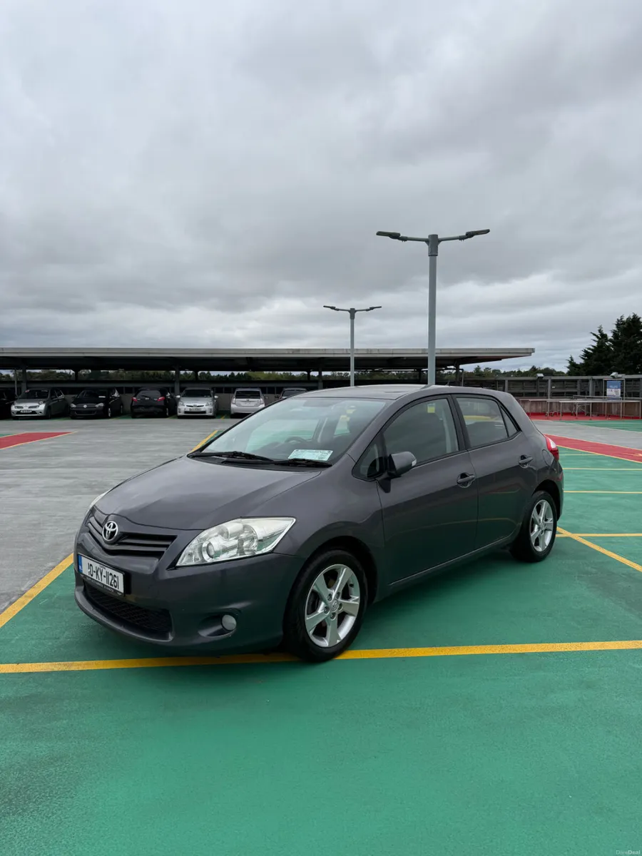 2010 Toyota Auris 1.3 Petrol - PERFECT STARTER - Image 3