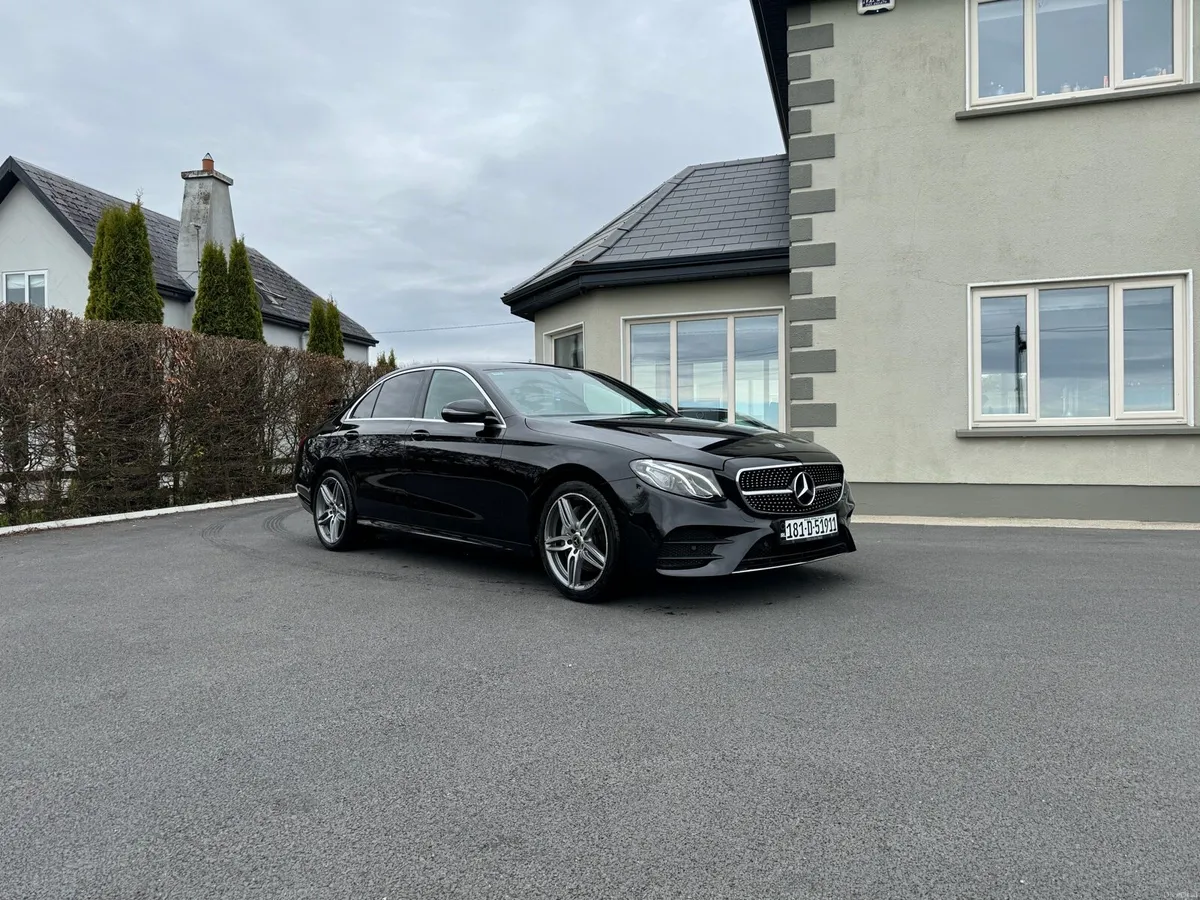 Mercedes Benz E220 AMG - Image 2