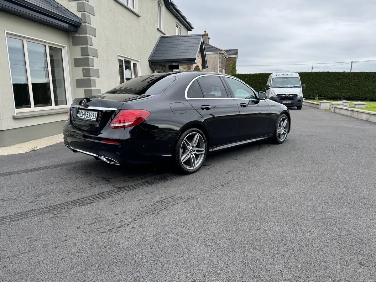 Mercedes Benz E220 AMG - Image 5