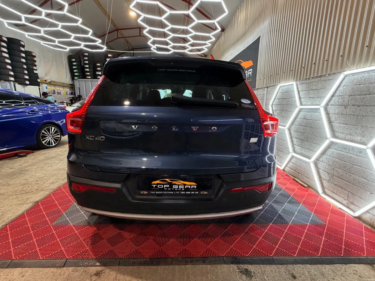 2021 Volvo XC40 1.5 Petrol Plug in Hybrid - Image 5