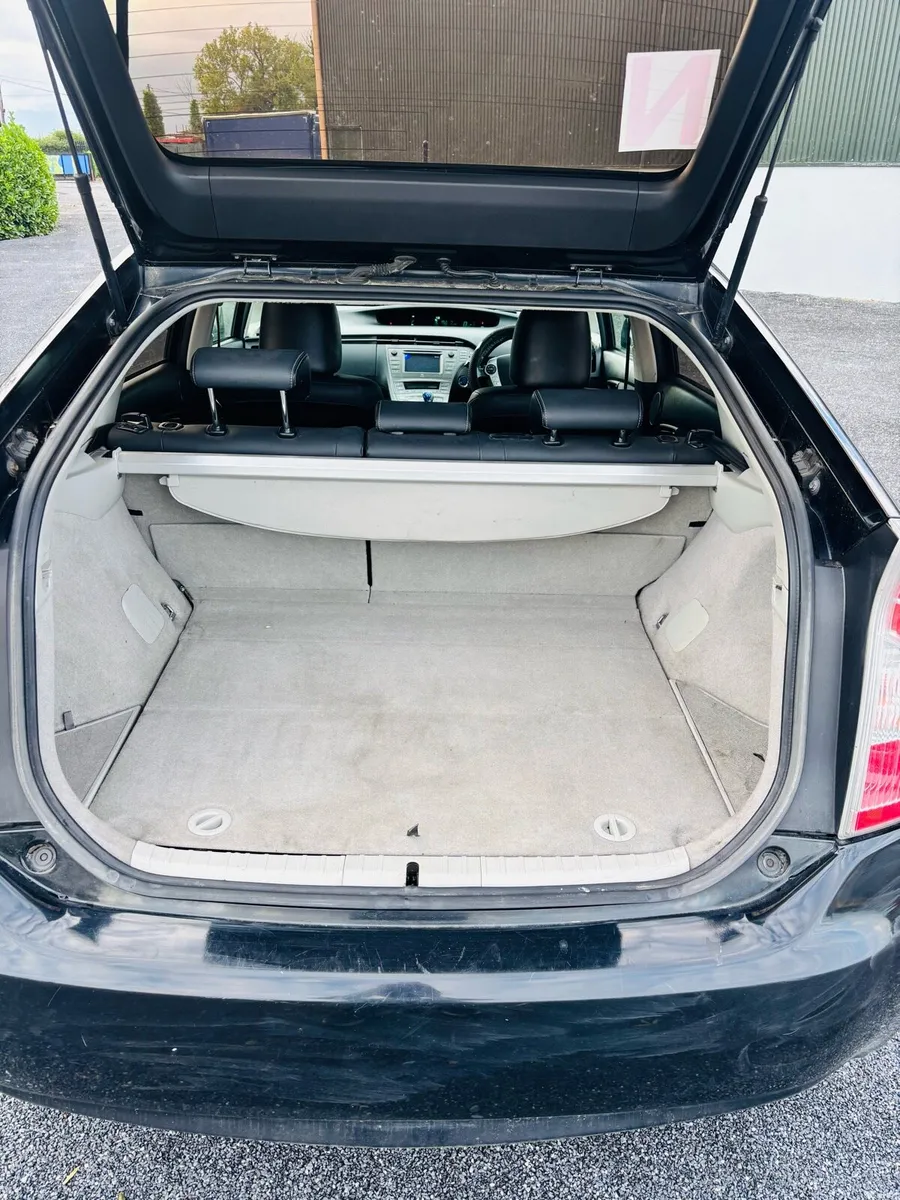 Toyota Prius Hybrid Automatic - Image 5