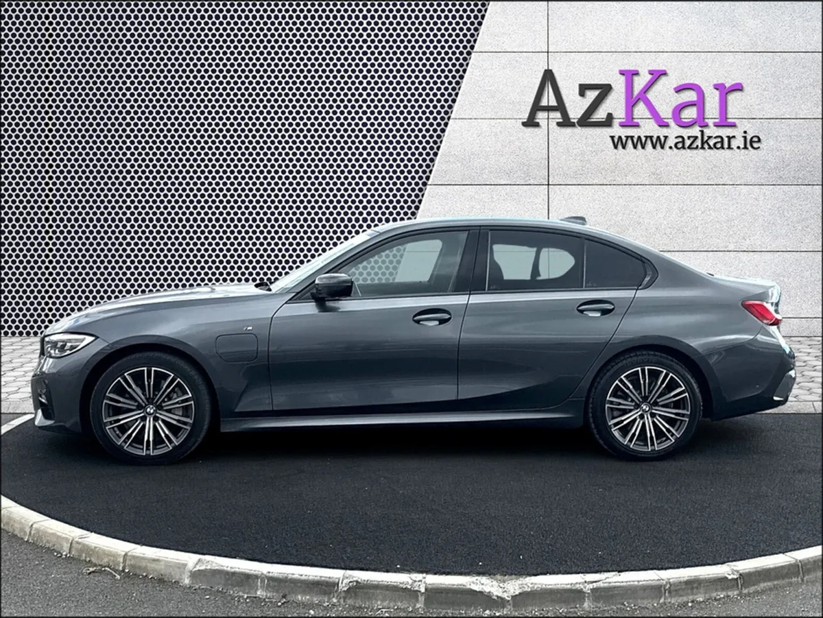 BMW 3-Series 2020 M-SPORT 2.0 PETROL PLUG IN HYBRI - Image 5