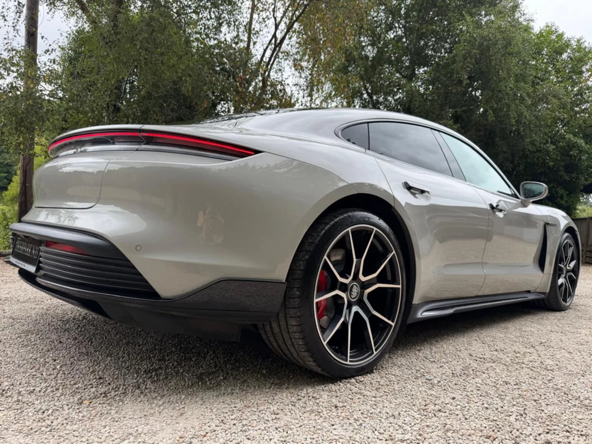 Porsche Taycan 4S PERFORMANCE BATTERY PLUS 563 BHP - Image 6