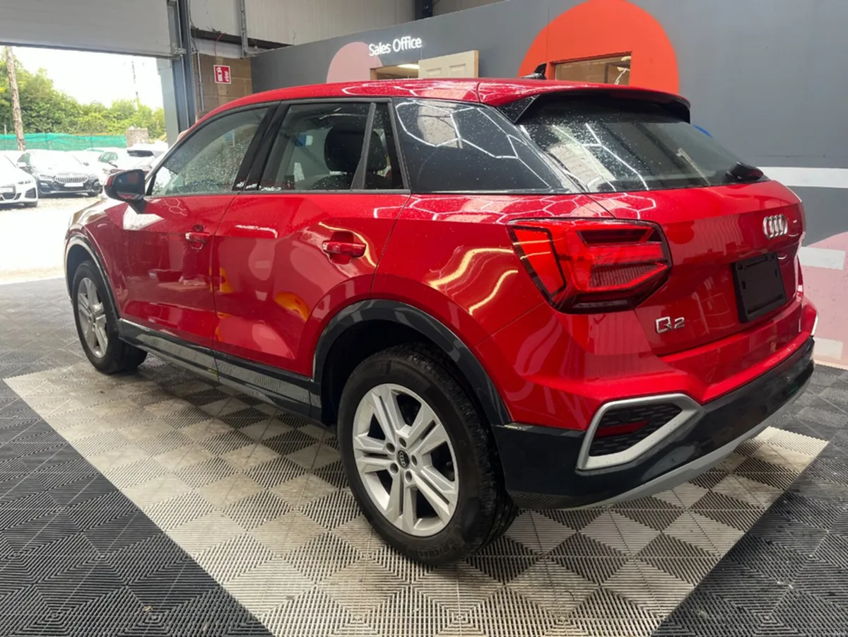 Audi Q2 2024 AUDI Q2 BLACK STYLE PLUS  AUTOMATIC / - Image 5