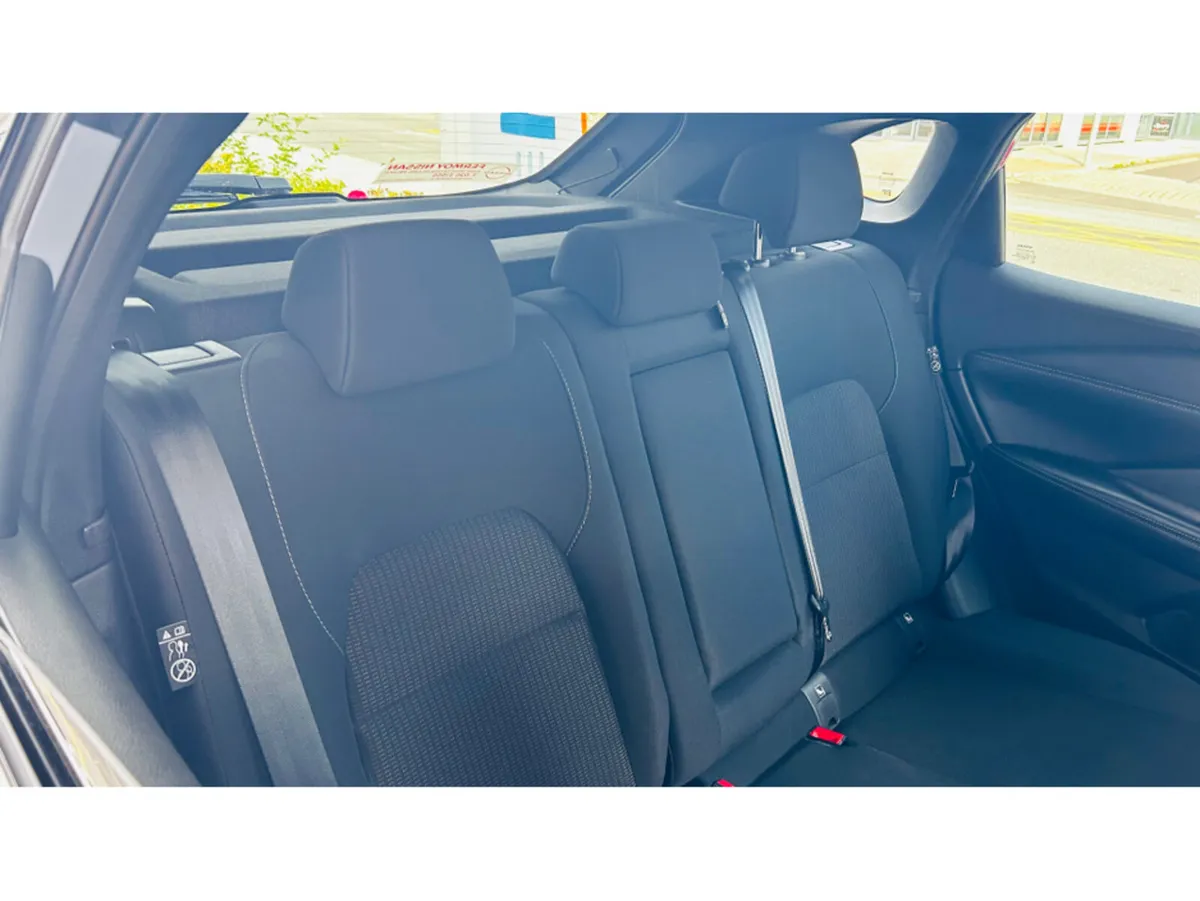 Nissan Qashqai ONLY 15,000 KLMS AUTOMATIC ePOWER S - Image 5